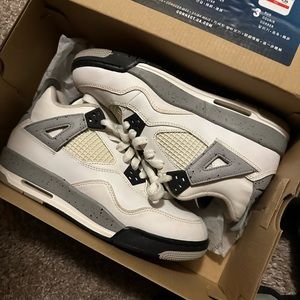 Jordan's 4